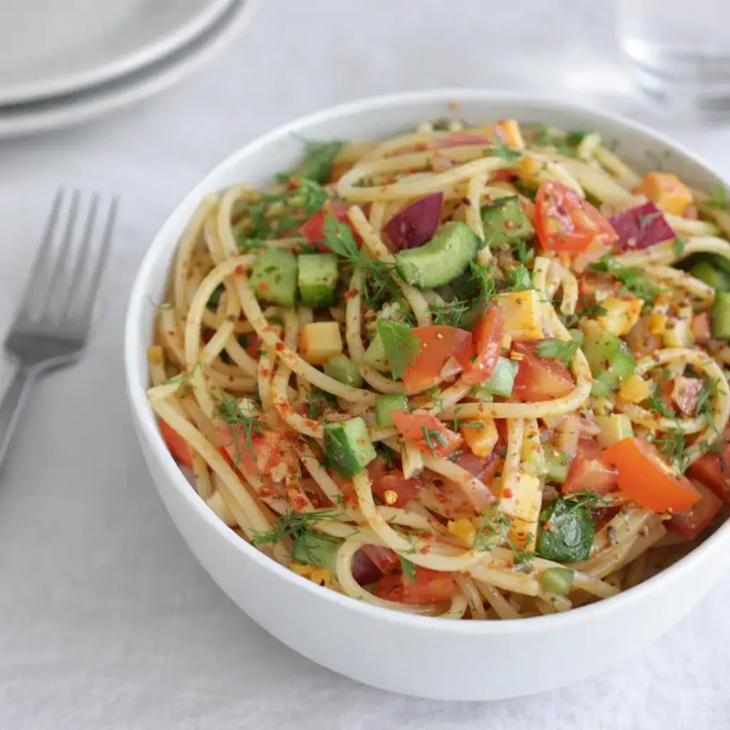 spaghetti-pasta-salad-featured
