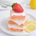 Strawberry Lemonade Bars with powdered sugar and fresh strawberries